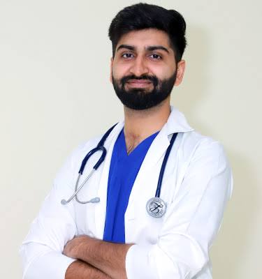 dr dushyant sighar (critical care)